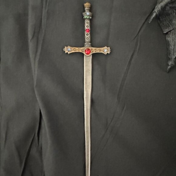 Lrg Black Medieval Fantasy Resin Dragon Holding a Jeweled Sword Halloween Decor - Picture 2 of 2